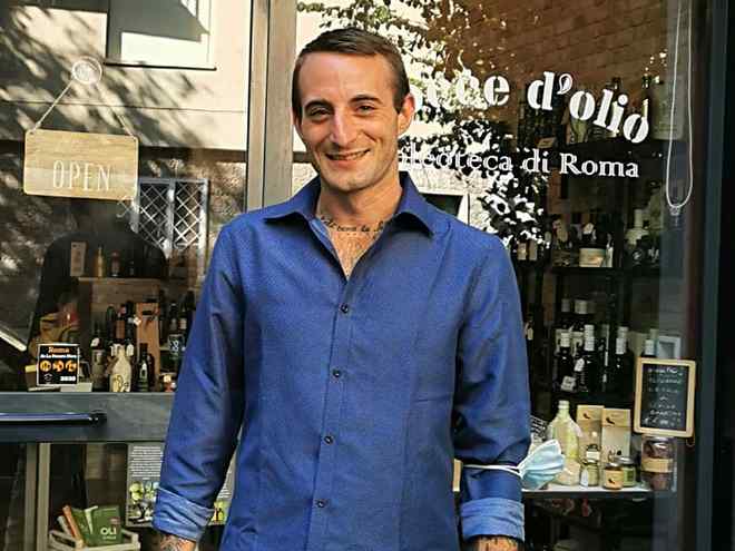 Interview to Fabrizio D'Alessio owner of the Oleoteca 