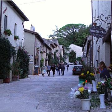   -  Borgo di Farfa  