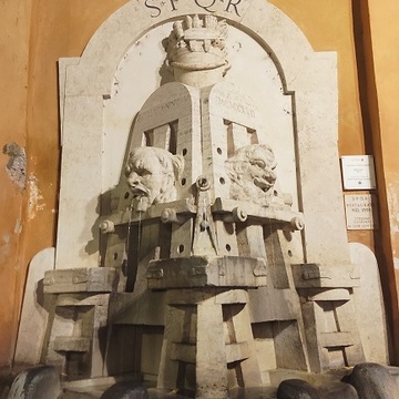   -  La Fontana degli Artisti  